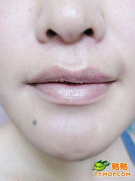 Chinese girl before and after makeup (12 pics)