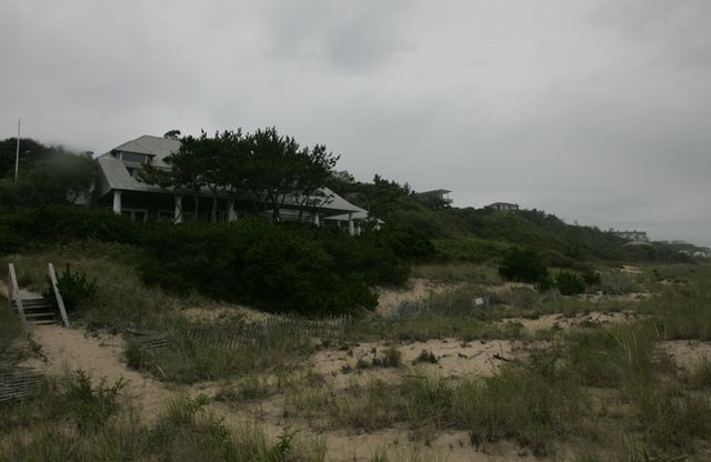 Bernard Madoff's luxury penthouse and beach house (50 pics)