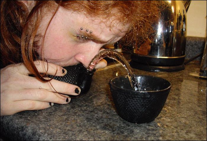 Teapot-Blowing Contest (17 pics)