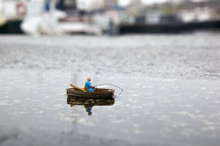 Little people in the big world (39 pics)