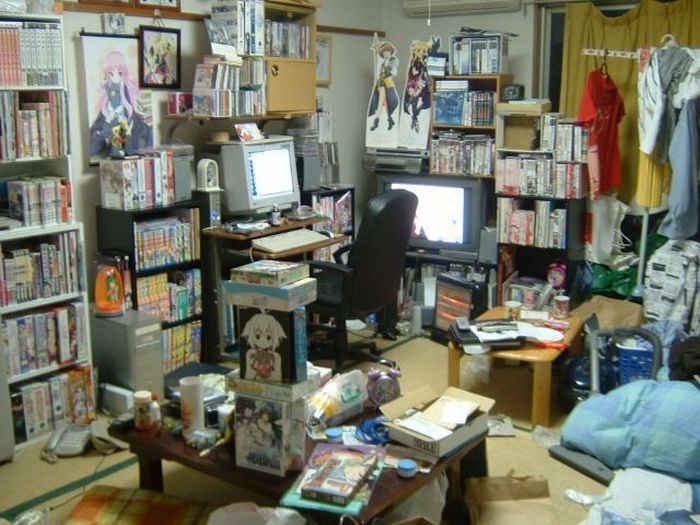 Rooms Of Japanese Teenagers (44 pics)