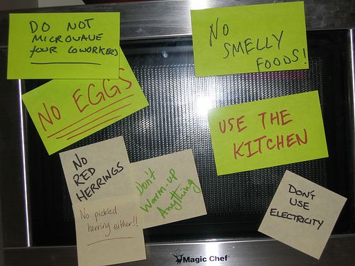 Passive Aggressive Office Kitchen Notes (25 pics)