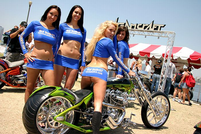"Team CycleSnatch" Babes (61 pics)