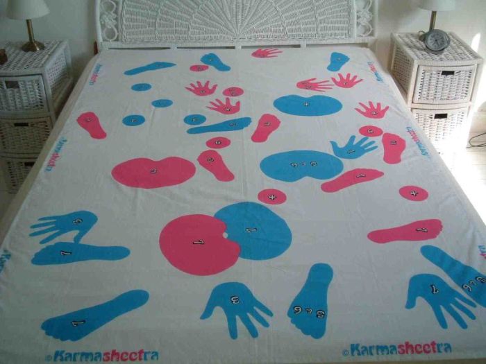 Funny, Sexy And Creative Bed Clothes (17 pics)