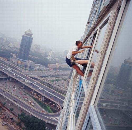 Free Falling By Li Wei (60 pics)