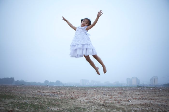Free Falling By Li Wei (60 pics)