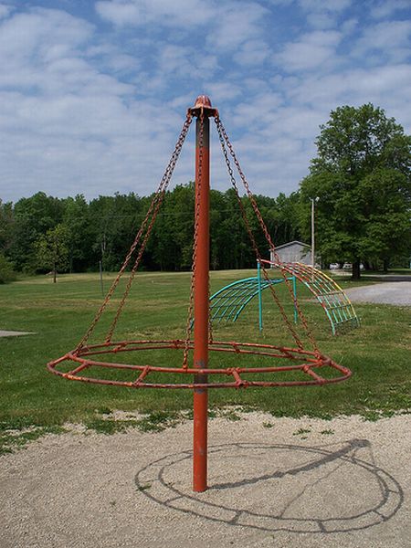 Playground From The 70s (25 pics)