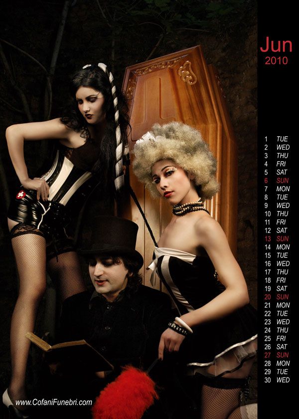 Sexy Calendar By Coffin Maker Cofanifunebri (10 pics)