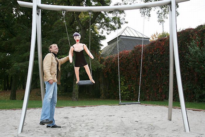 A Perfect Girlfriend (24 pics)