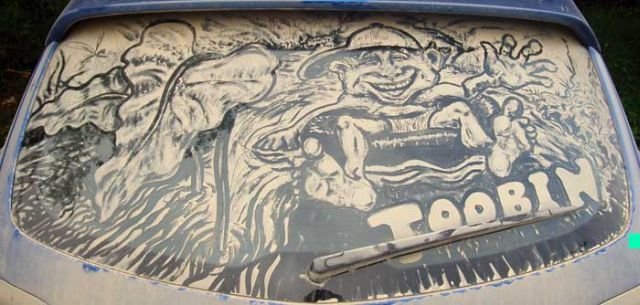 Impressive Drawings In The Dust On Cars (69 pics)