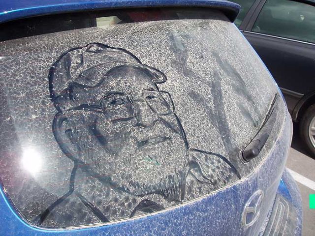 Impressive Drawings In The Dust On Cars (69 pics)