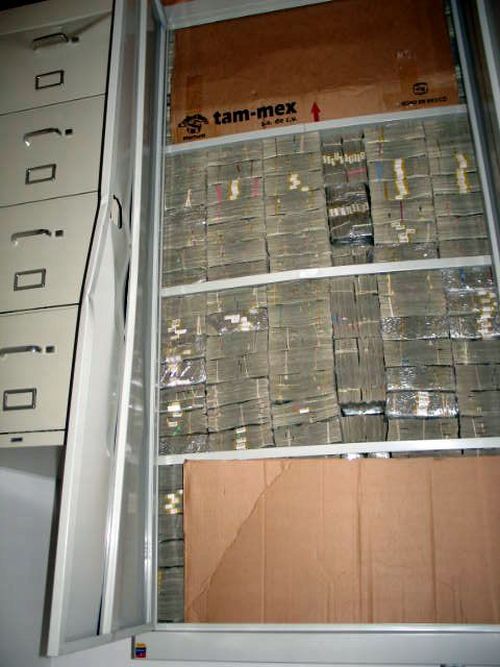 Confiscated Property Of Mexican Drug Lords (32 pics)