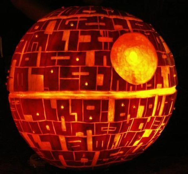 Pumpkin Carving For Geeks (10 pics)