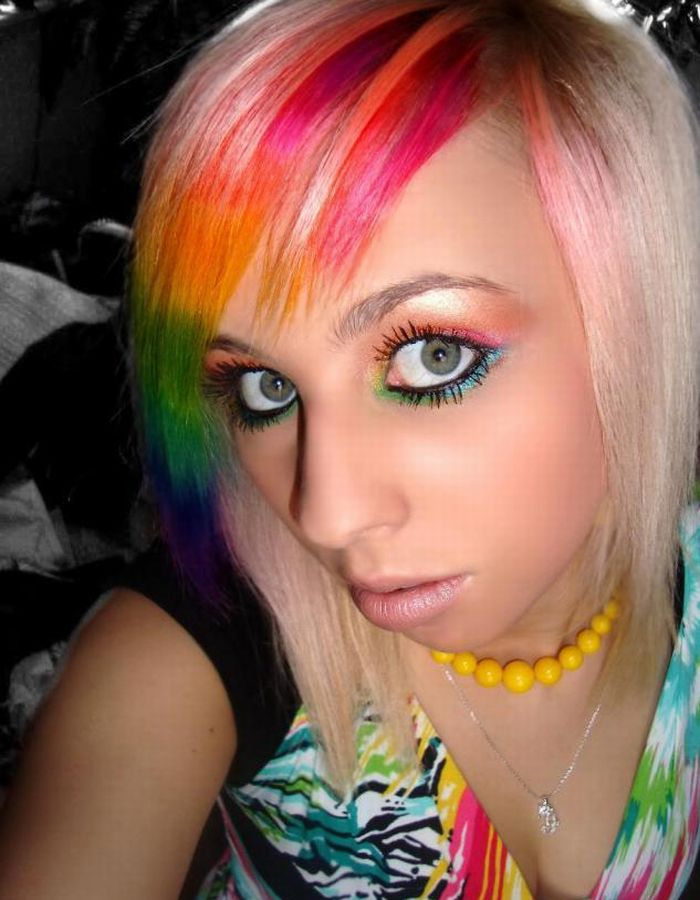 Rainbow Makeup (8 pics)