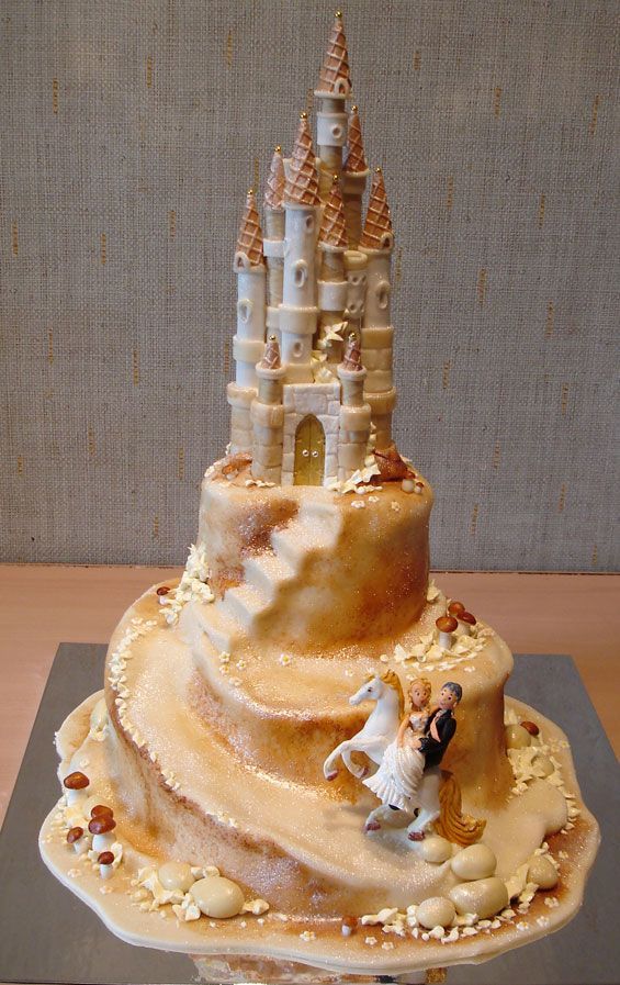 The Most Beautiful Wedding Cakes (35 pics)