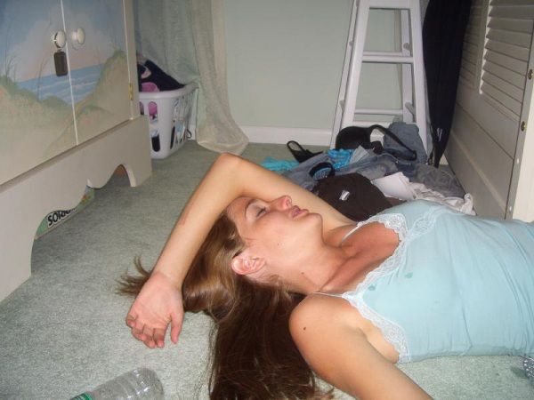 Passed Out Drunk College Girls Nude