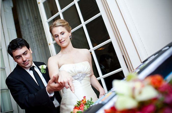 iPhone Wedding Cake (9 pics)