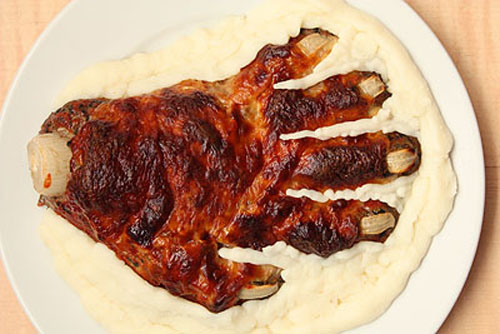 How to Make a Meat Hand for Halloween (30 pics)