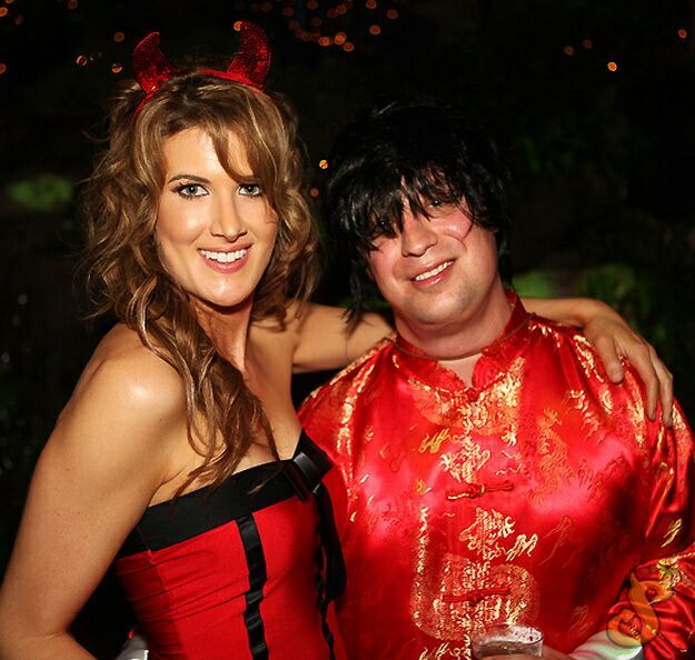 Playboy Mansion Halloween Party (62 pics)