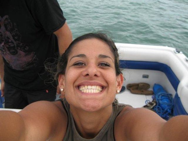 Smiling Girl from Brazil (11 pics)