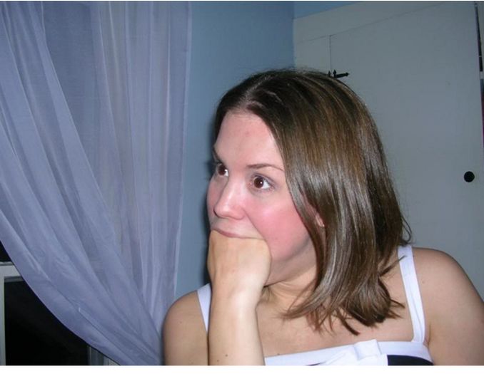 Hot Girls with Fists in Their Mouths (21 pics)