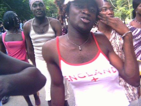 African Transvestite Parade (23 pics)