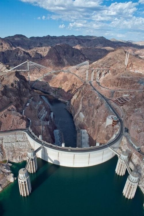 The Hoover Dam Bypass (23 pics)
