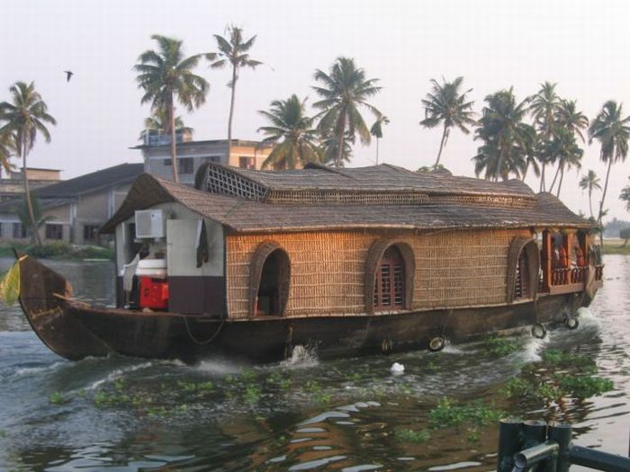 Houseboats of India (21 pics)