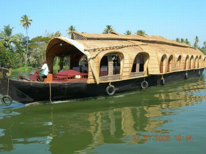 Houseboats of India (21 pics)
