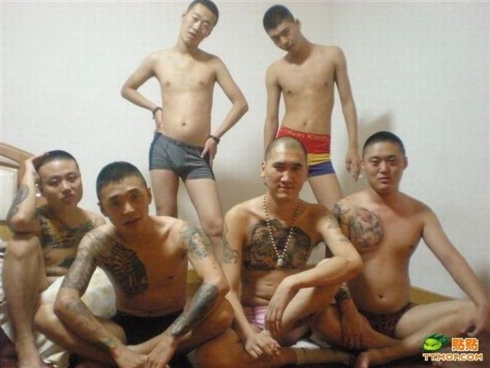 Chinese Gangsters (28 pics)