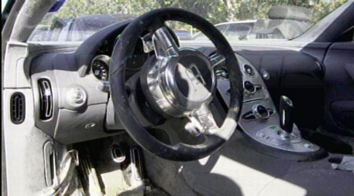 The Aftermath of Bugatti Veyron Crash (18 pics)