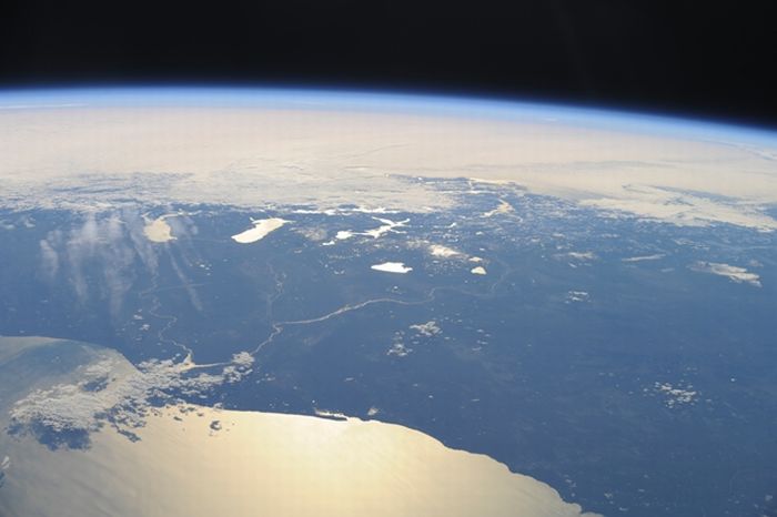 Blogging from Space (21 pics)