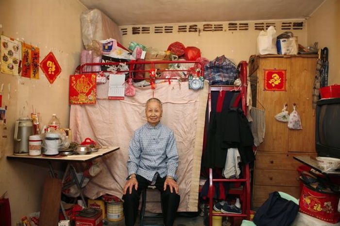 Living in Hong Kong (100 pics)