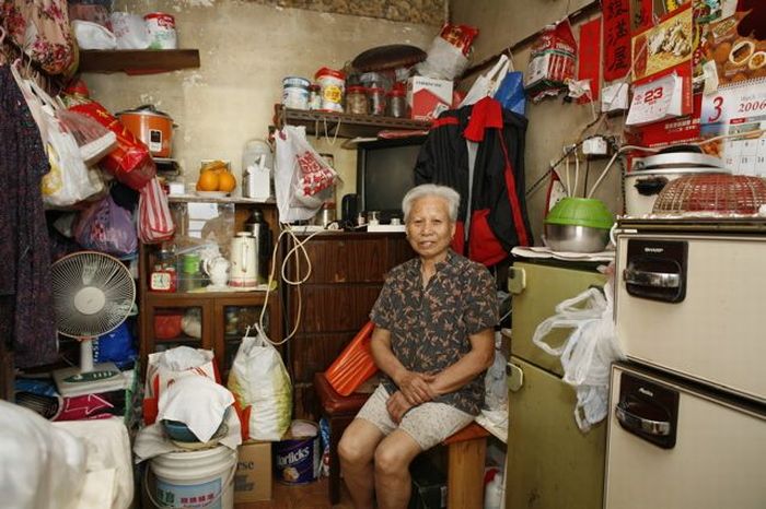 Living in Hong Kong (100 pics)