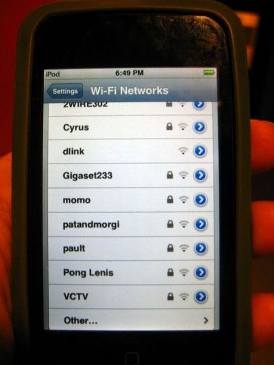 Funny Wi-Fi Network Names (18 pics)