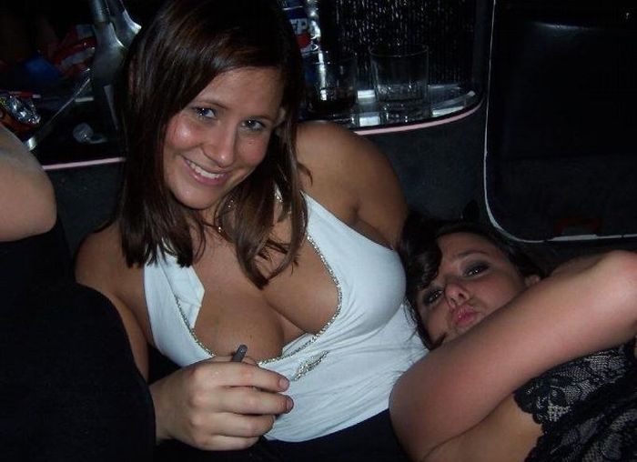 Party Girls (53 pics)