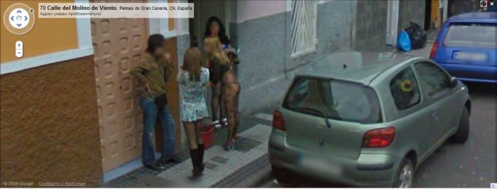 Prostitutes on Google Street View (24 pics)