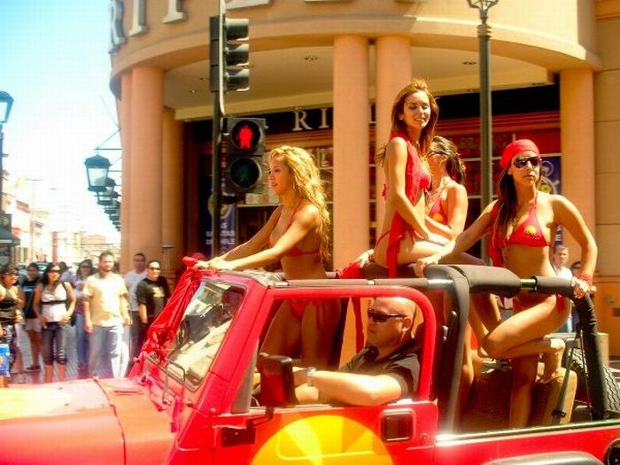 Sexy Bikini Girls from Chile (76 pics)