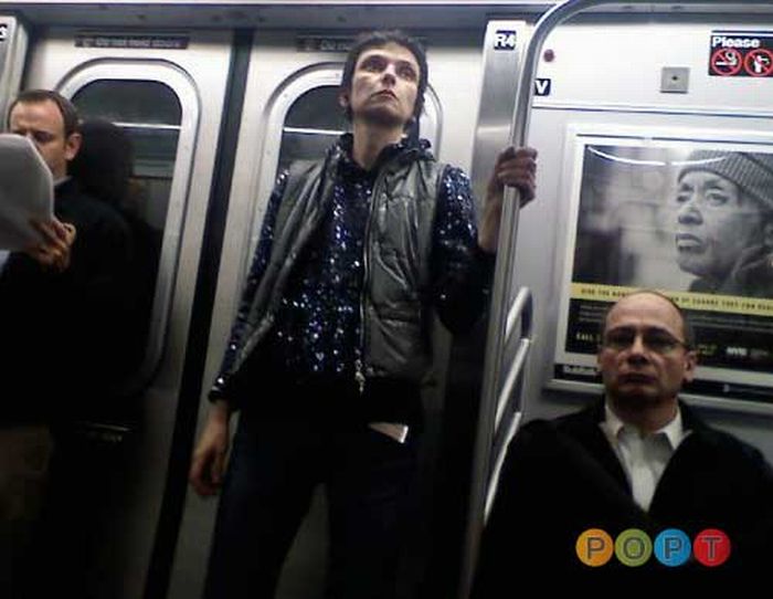 People in Subway (93 pics)