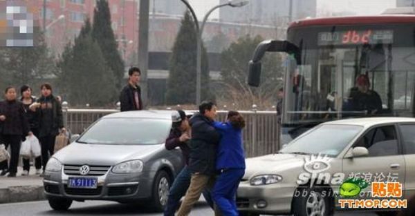 Road Rage in China (10 pics)