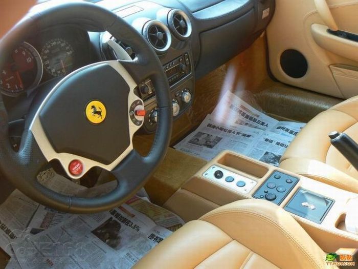 How to keep your supercar clean. Chinese Version (5 pics)
