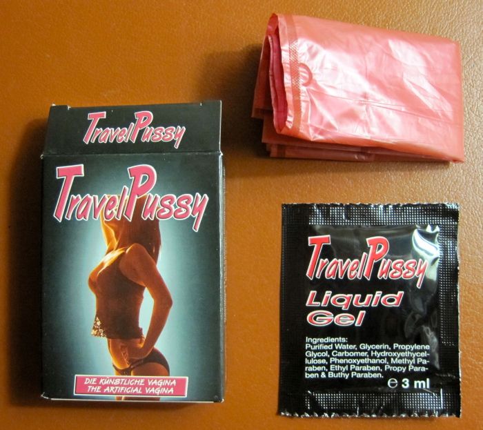 Travel Pussy (9 pics)
