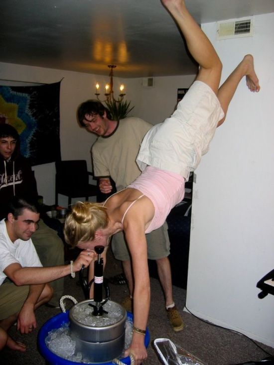 Drinking Girls (101 pics)
