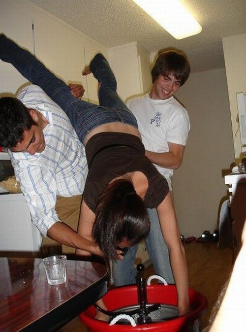 Drinking Girls (101 pics)