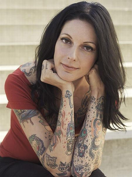 Girls with Tattoos (51 pics)