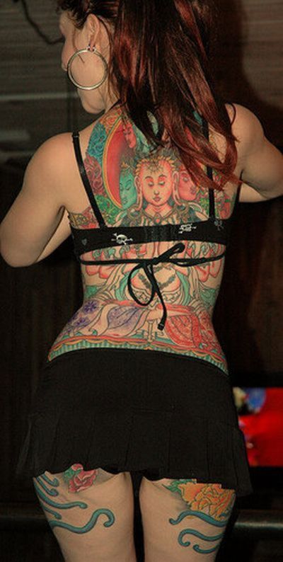 Girls with Tattoos (51 pics)