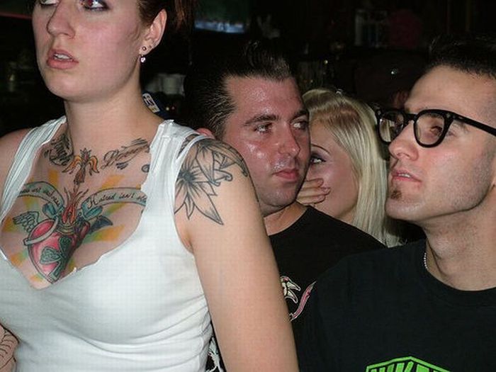 Girls with Tattoos (51 pics)
