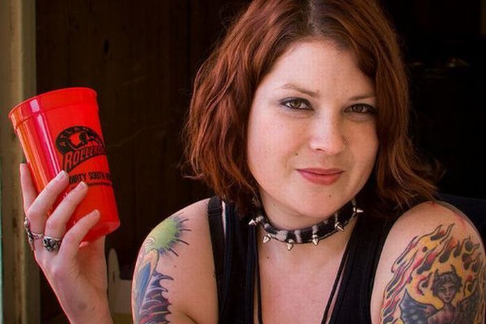 Girls with Tattoos (51 pics)