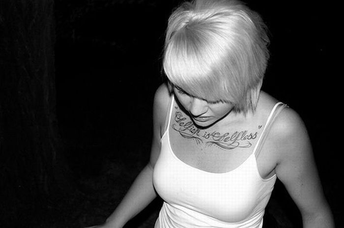 Girls with Tattoos (51 pics)