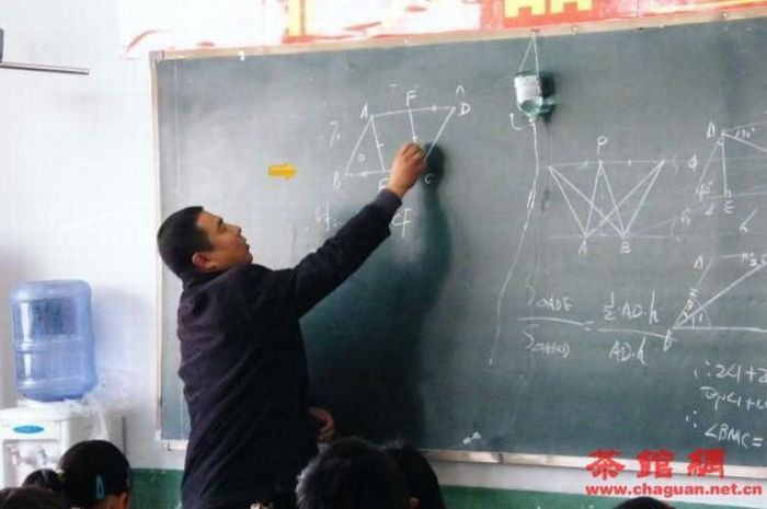 Chinese Math Teacher (3 pics)